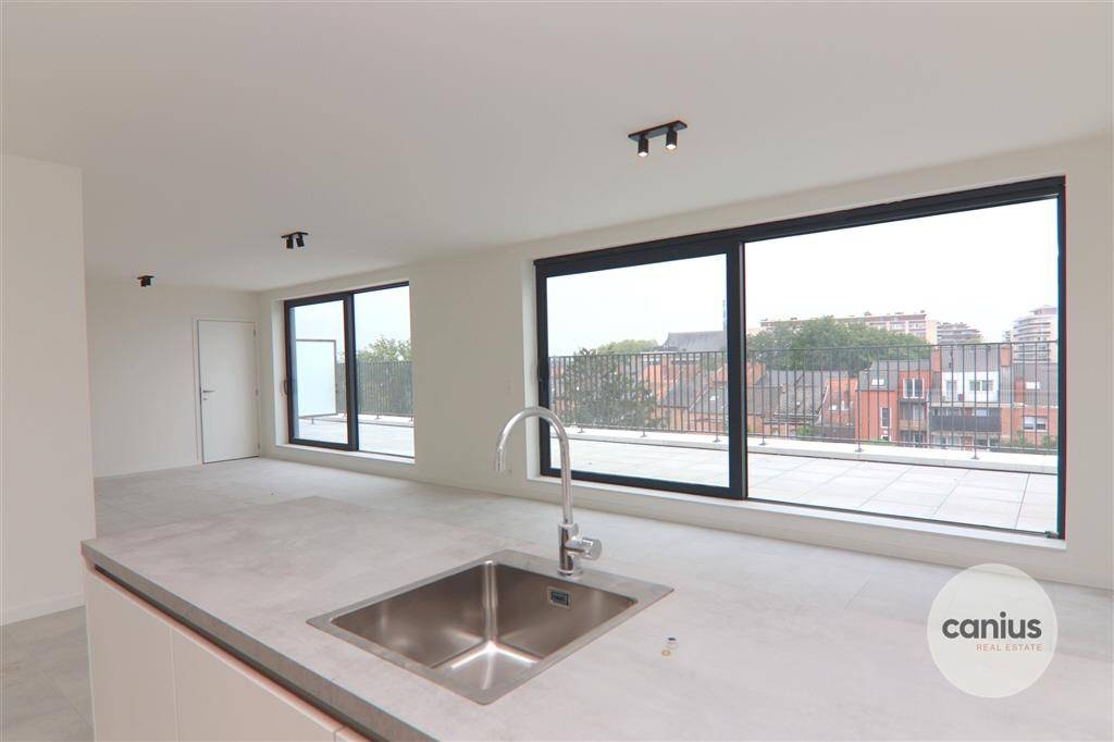 Penthouse te  huur in Hasselt 3500 1050.00€ 2 slaapkamers 107.50m² - Zoekertje 518110