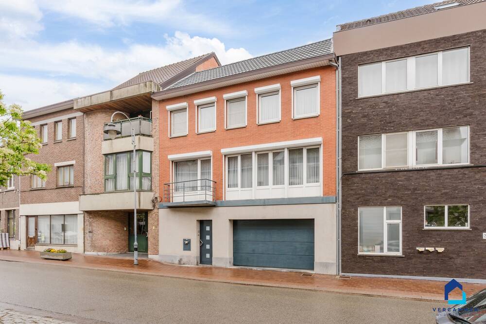 Huis te koop in Diepenbeek 3590 375000.00€ 3 slaapkamers 255.00m² - Zoekertje 518265