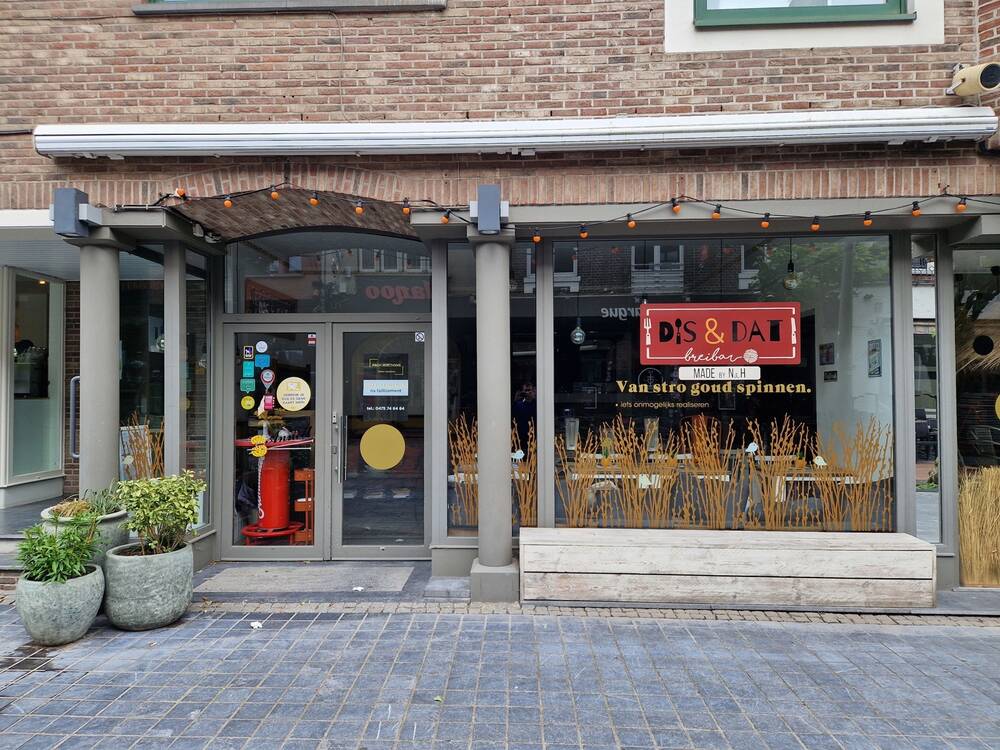 Handelszaak te  huur in Genk 3600 1690.00€  slaapkamers 100.00m² - Zoekertje 520863