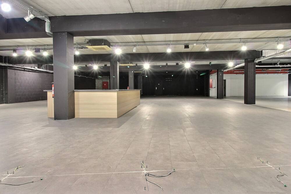 Handelszaak te huur in Hasselt 3500 4883.00€ slaapkamers 586.00m² - Zoekertje 520920