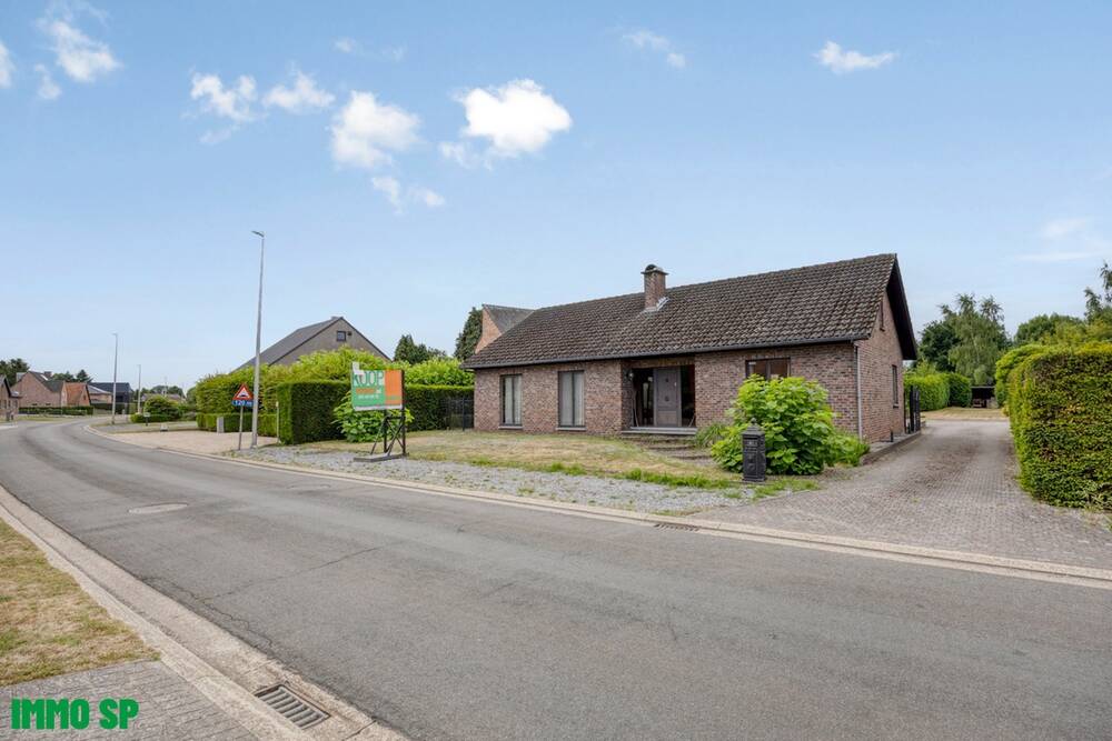 Huis te  koop in Stokrooie 3511 395000.00€ 4 slaapkamers 189.00m² - Zoekertje 522728
