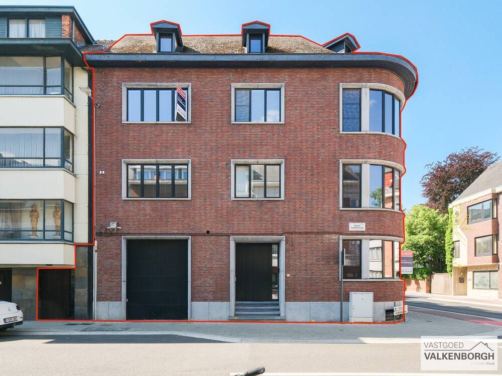 Herenhuis te koop in Hasselt 3500 850000.00€ 3 slaapkamers 294.00m² - Zoekertje 523075