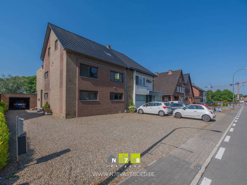 Duplex te  koop in Dilsen-Stokkem 3650 279000.00€ 4 slaapkamers 135.00m² - Zoekertje 523970