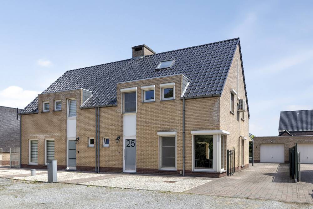 Huis te  koop in Houthalen-Helchteren 3530 385000.00€ 3 slaapkamers m² - Zoekertje 526980