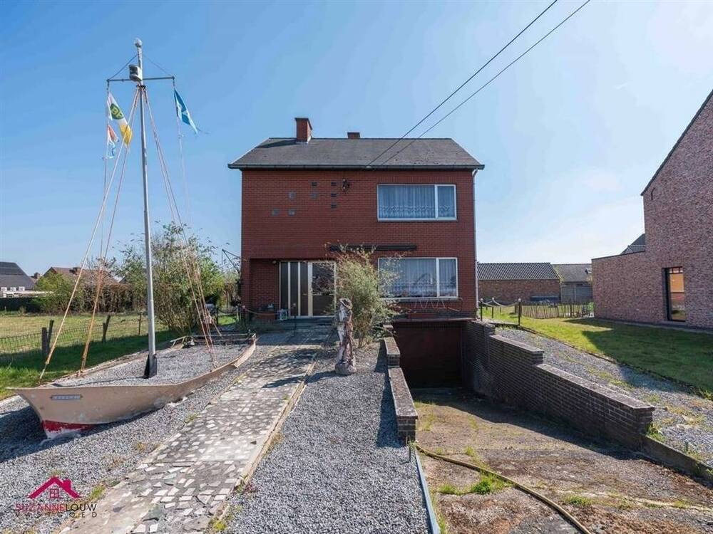 Huis te koop in Opitter 3960 210000.00€ 4 slaapkamers 165.00m² - Zoekertje 527656