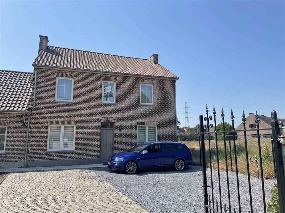 Huis te huur in Genk 3600 1295.00€ 3 slaapkamers 177.00m² - Zoekertje 527149
