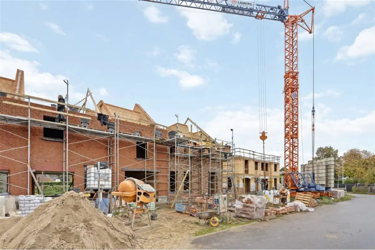 Huis te  koop in Zonhoven 3520 432948.00€ 3 slaapkamers 260.32m² - Zoekertje 527247