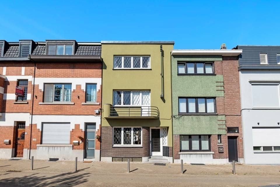Huis te koop in Sint-Truiden 3800 275000.00€ 5 slaapkamers 199.00m² - Zoekertje 529229