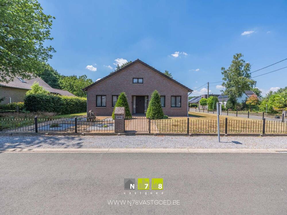 Huis te koop in Dilsen-Stokkem 3650 369000.00€ 5 slaapkamers 185.00m² - Zoekertje 529474