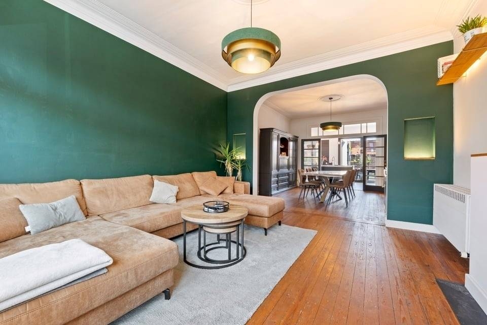 Huis te koop in Hasselt 3500 420000.00€ 4 slaapkamers 231.00m² - Zoekertje 530109