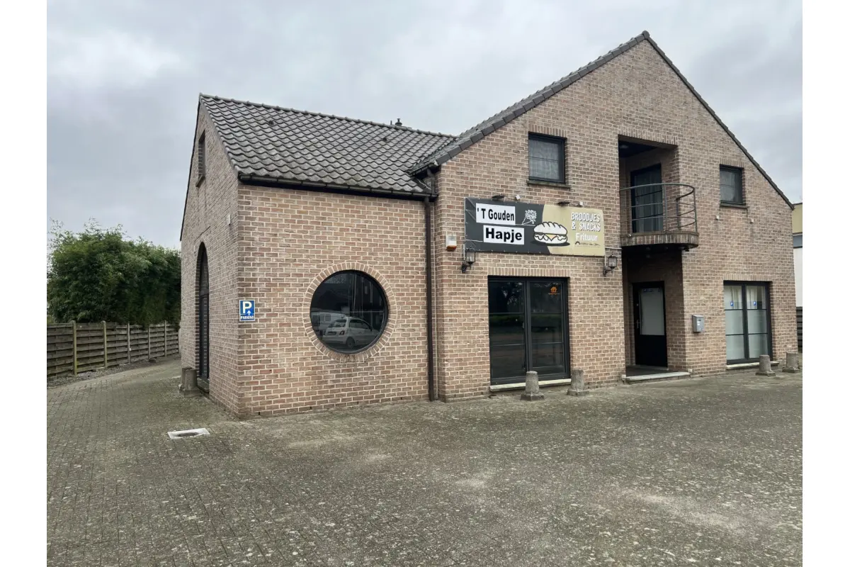 Handelszaak te  koop in Lommel 3920 269000.00€  slaapkamers 150.00m² - Zoekertje 604173