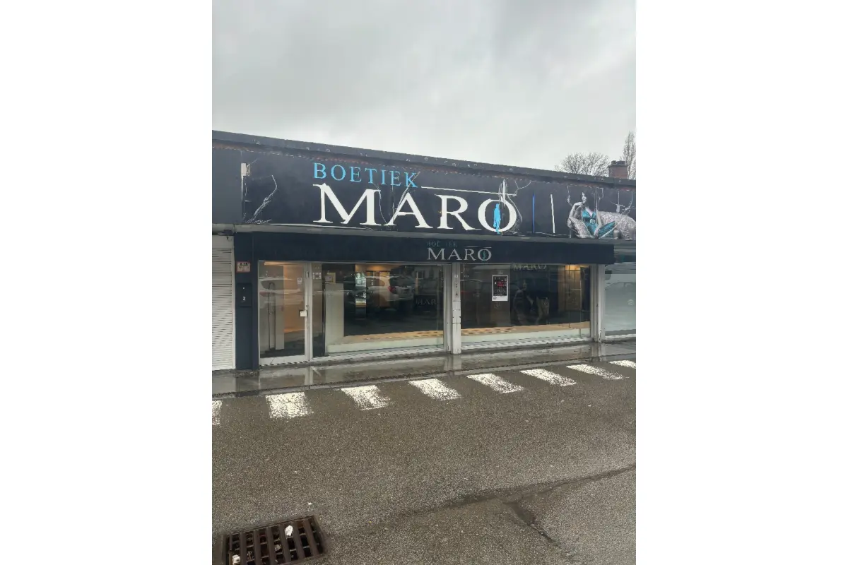 Handelszaak te  huur in Neerpelt 3910 1100.00€ 0 slaapkamers 152.00m² - Zoekertje 531883