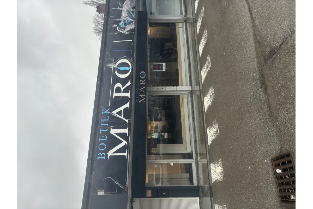 Handelszaak te  huur in Neerpelt 3910 1100.00€ 0 slaapkamers 152.00m² - Zoekertje 531883