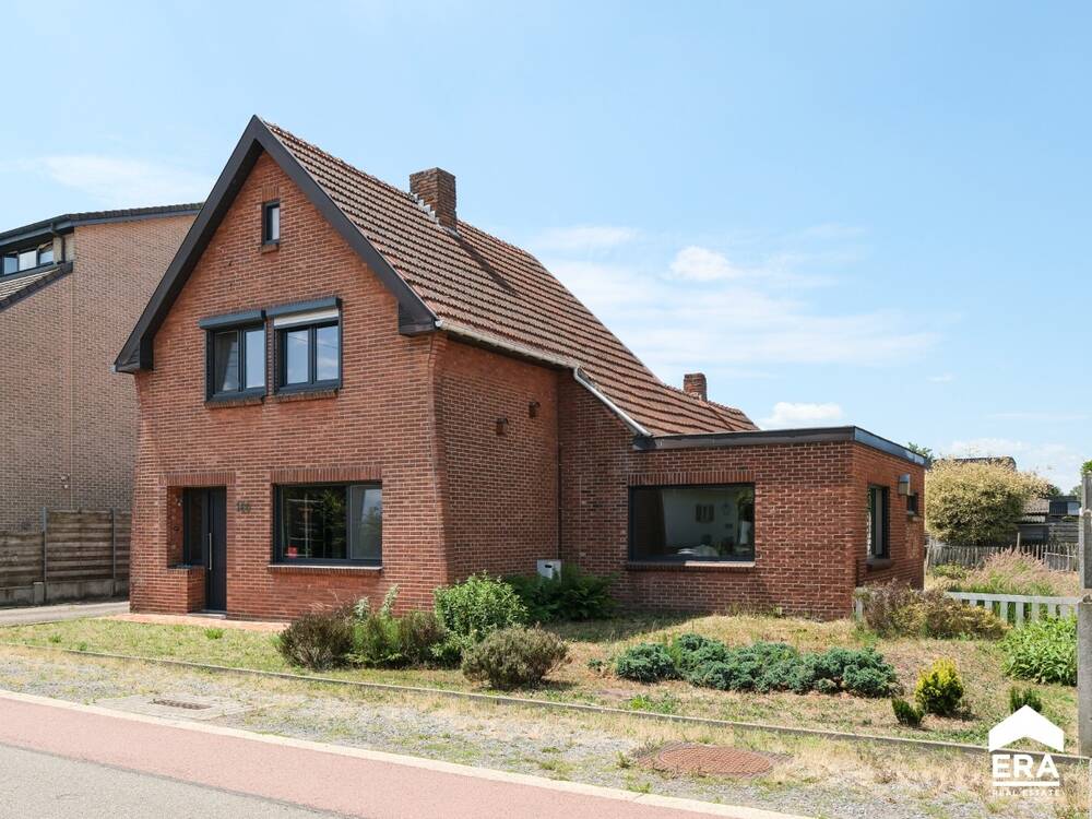 Huis te koop in Overpelt 3900 325000.00€ 3 slaapkamers 169.00m² - Zoekertje 533685