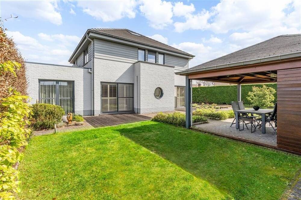 Huis te koop in Opoeteren 3680 499000.00€ 4 slaapkamers 226.50m² - Zoekertje 532847