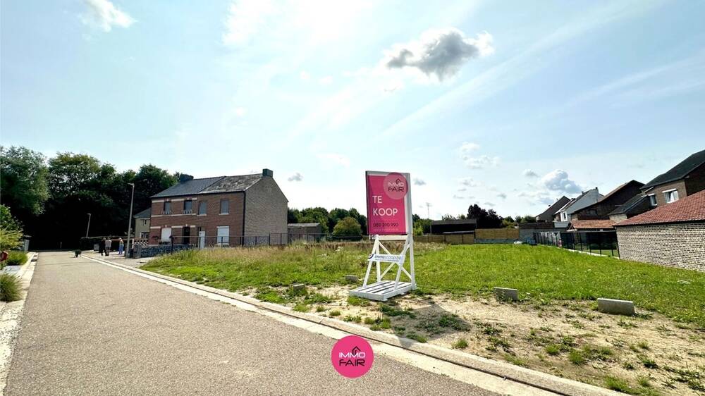 Grond te  koop in Lanaken 3620 0.00€  slaapkamers m² - Zoekertje 536117