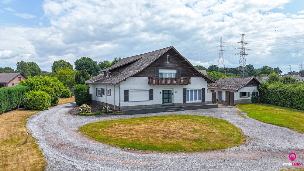 Huis te  koop in Beringen 3580 449000.00€ 6 slaapkamers 420.00m² - Zoekertje 536295