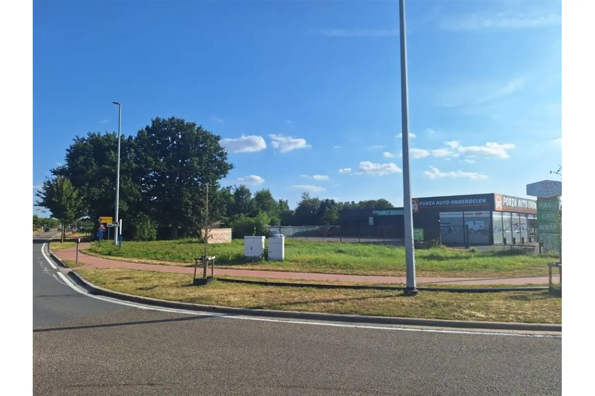 Bouwgrond te  koop in Sint-Huibrechts-Lille 3910 159950.00€  slaapkamers m² - Zoekertje 536922