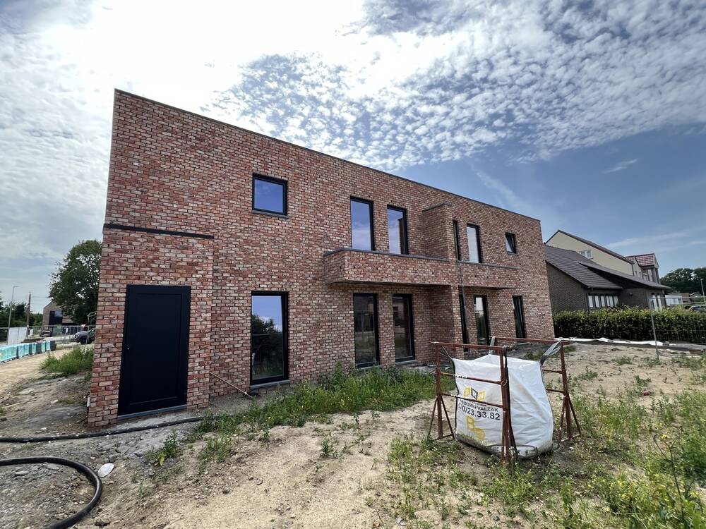 Appartement te  koop in Dilsen-Stokkem 3650 271850.00€ 3 slaapkamers 114.13m² - Zoekertje 538250