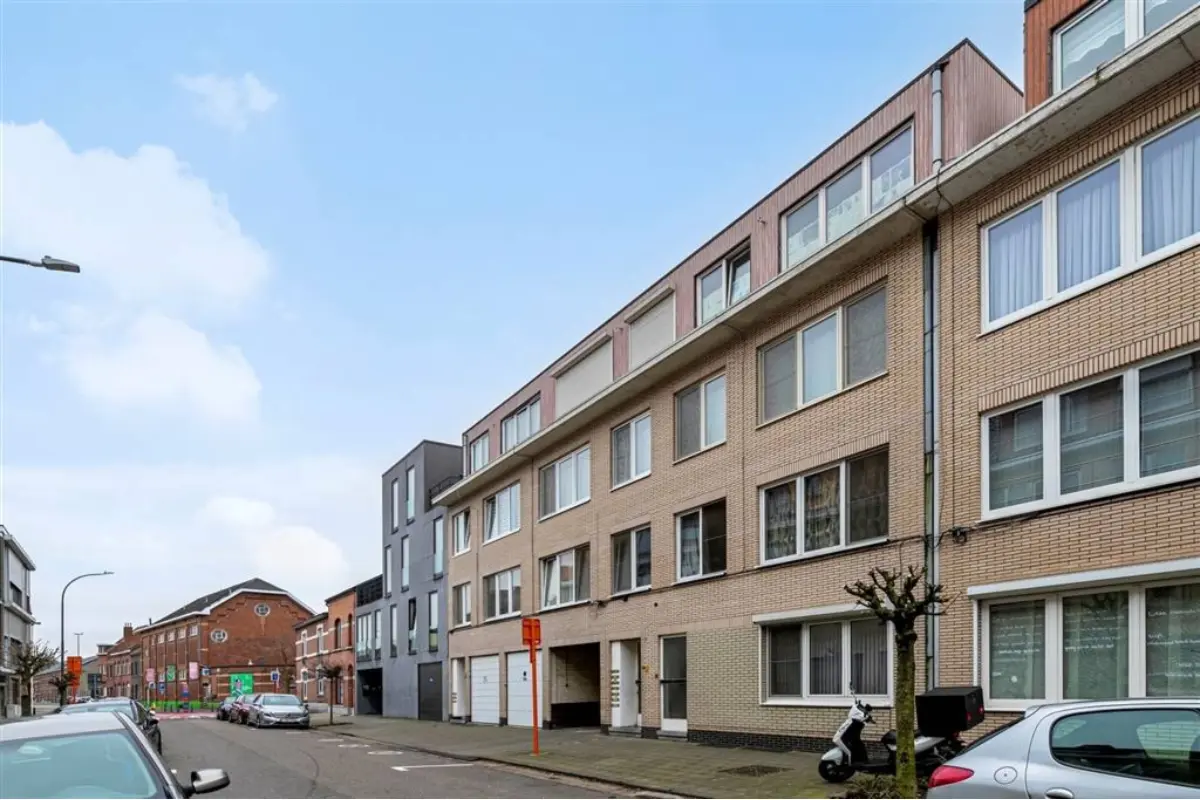 Handelszaak te  koop in Hasselt 3500 130000.00€ 1 slaapkamers 50.38m² - Zoekertje 540226