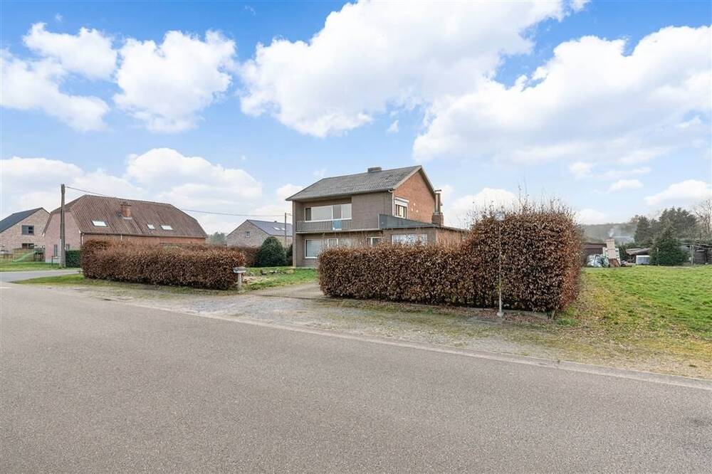 Huis te koop in Paal 3583 335000.00€ 4 slaapkamers 204.00m² - Zoekertje 540754