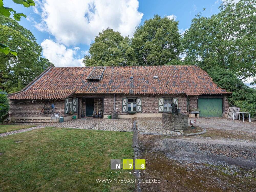 Bungalow te  koop in Kinrooi 3640 395000.00€ 3 slaapkamers 148.00m² - Zoekertje 540518