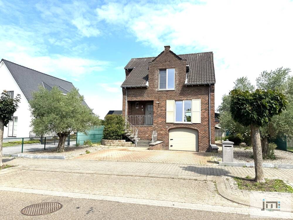 Huis te  huur in Borgloon 3840 1200.00€ 3 slaapkamers m² - Zoekertje 541108