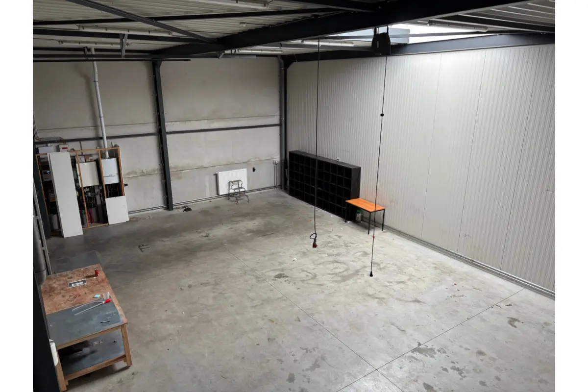 Handelszaak te  huur in Hamont 3930 995.00€  slaapkamers 257.00m² - Zoekertje 541092