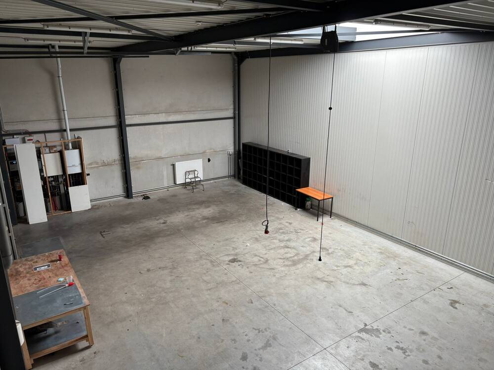Handelszaak te  huur in Hamont 3930 1150.00€  slaapkamers 257.00m² - Zoekertje 541092