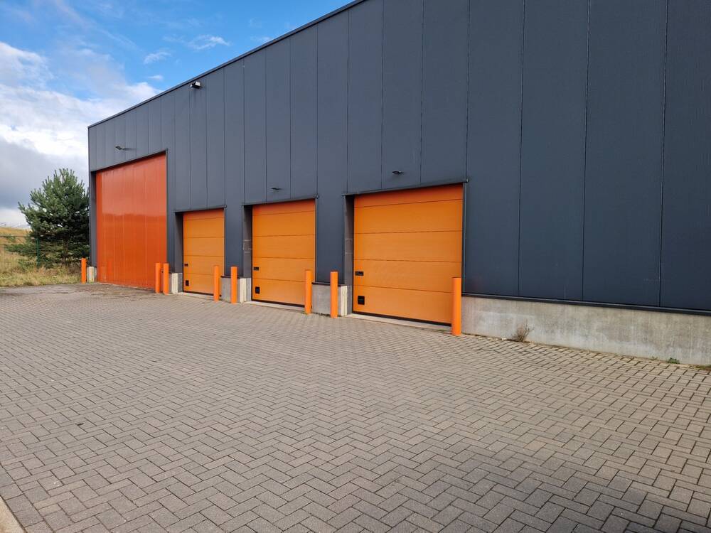 Handelszaak te huur in Overpelt 3900 1800.00€ slaapkamers 480.00m² - Zoekertje 542970