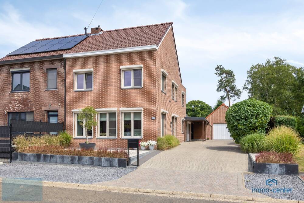 Huis te  koop in Genk 3600 449000.00€ 3 slaapkamers 353.00m² - Zoekertje 544064