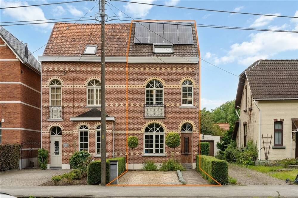 Huis te koop in Leopoldsburg 3970 339000.00€ 3 slaapkamers 140.00m² - Zoekertje 546303