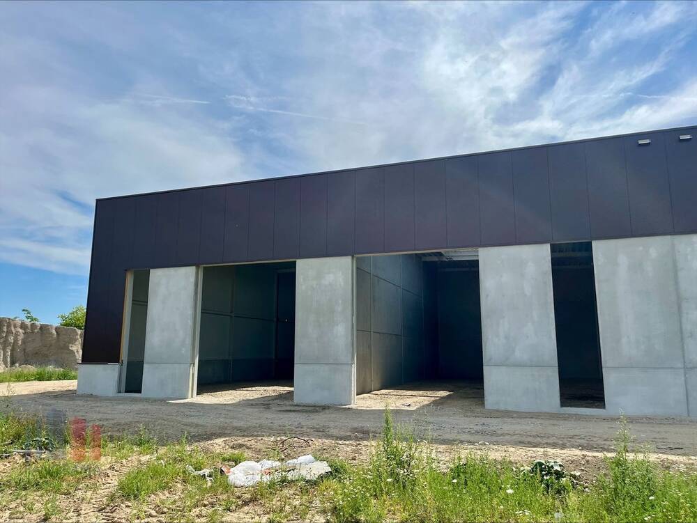 Handelszaak te  koop in Halen 3545 317900.00€  slaapkamers 240.00m² - Zoekertje 548498