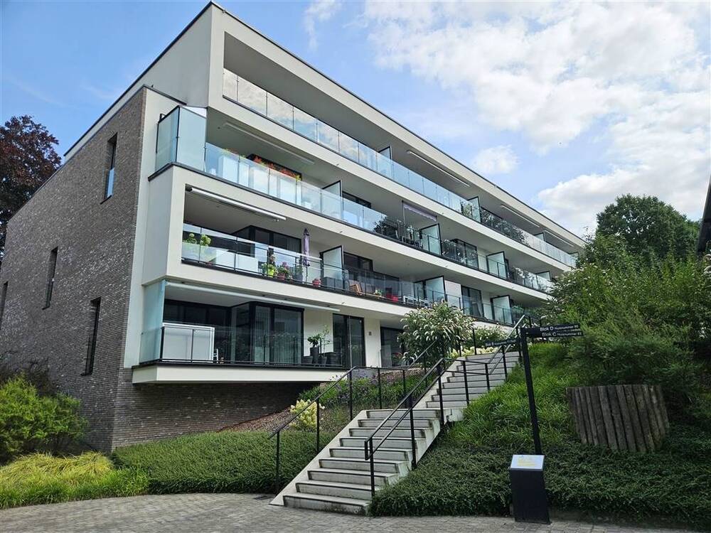 Appartement te  koop in Genk 3600 395000.00€ 2 slaapkamers 104.00m² - Zoekertje 549863