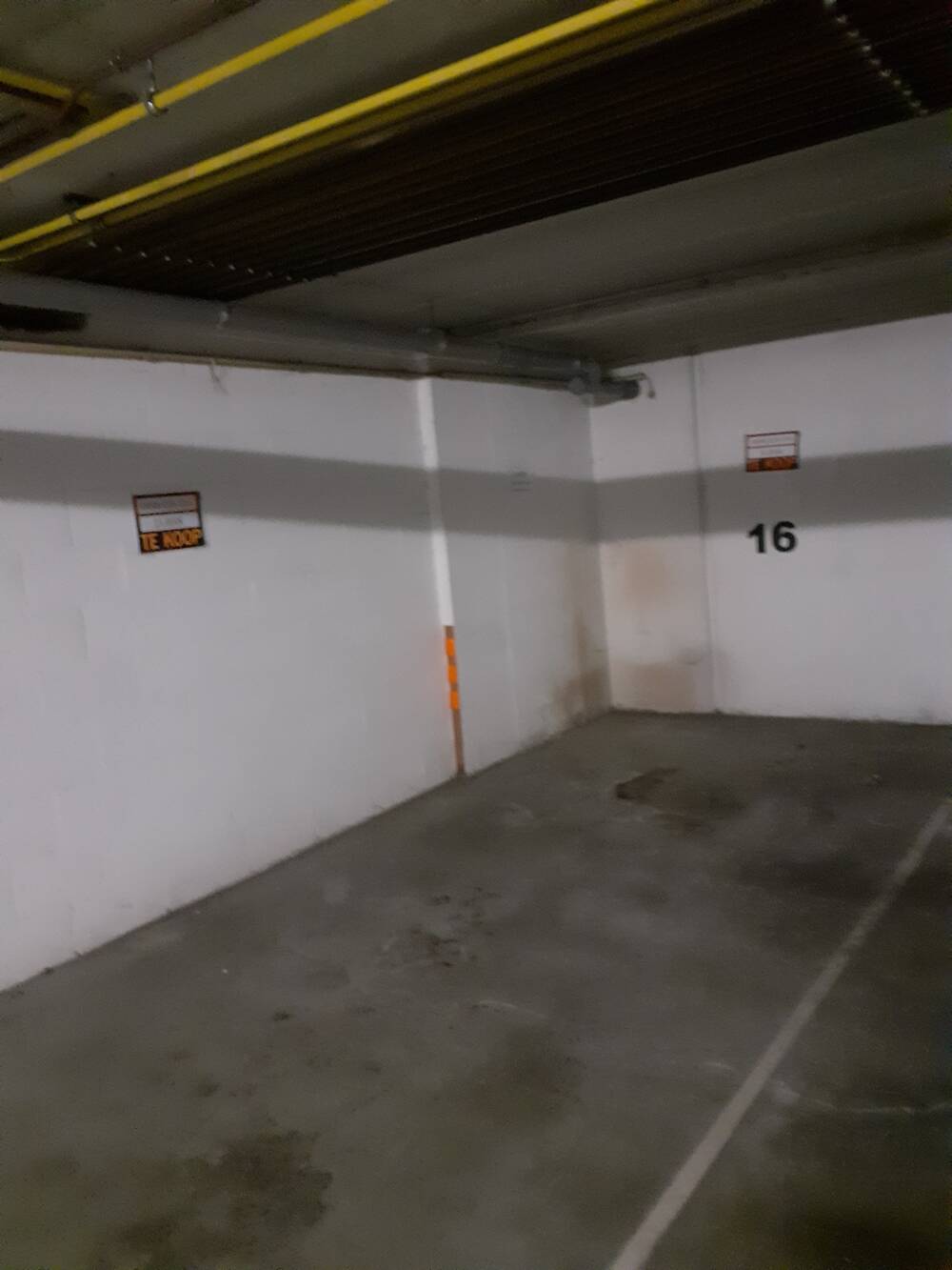 Parking & garage te  koop in Diepenbeek 3590 15000.00€  slaapkamers m² - Zoekertje 549925