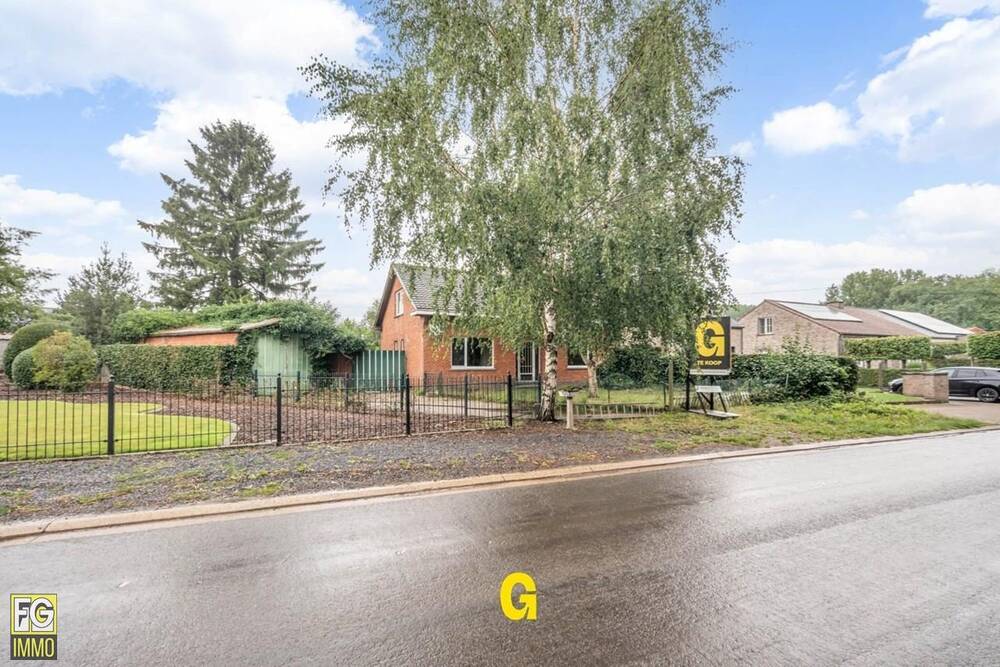 Huis te koop in Hoeselt 3730 205000.00€ 3 slaapkamers 180.00m² - Zoekertje 549779
