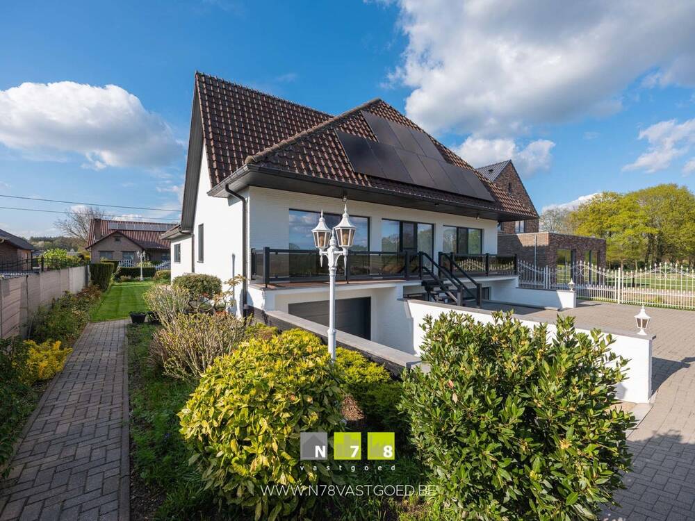 Villa te koop in Maaseik 3680 735000.00€ 3 slaapkamers 340.00m² - Zoekertje 551249
