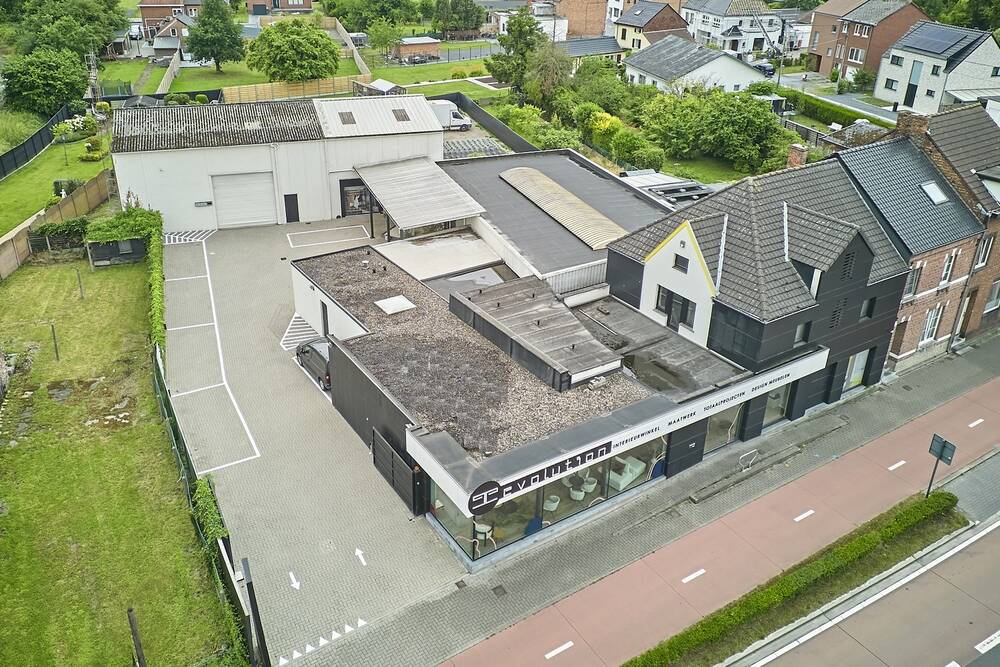 Handelszaak te  koop in Hasselt 3500 1200000.00€  slaapkamers 1026.00m² - Zoekertje 551390
