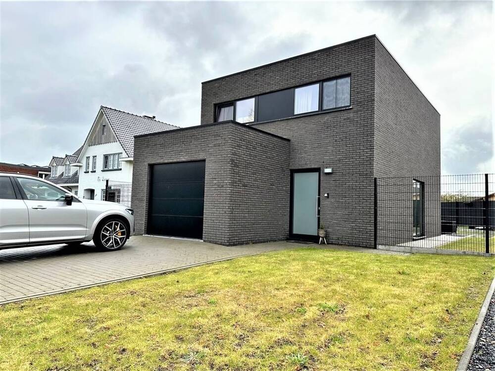 Huis te huur in Neerpelt 3910 1400.00€ 3 slaapkamers 167.00m² - Zoekertje 551586