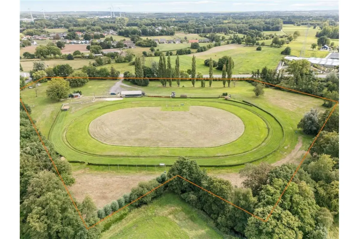 Grond te  koop in Beringen 3580 299000.00€  slaapkamers m² - Zoekertje 551572