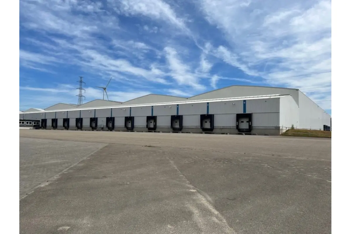 Handelszaak te  huur in Genk 3600 0.00€  slaapkamers m² - Zoekertje 551389