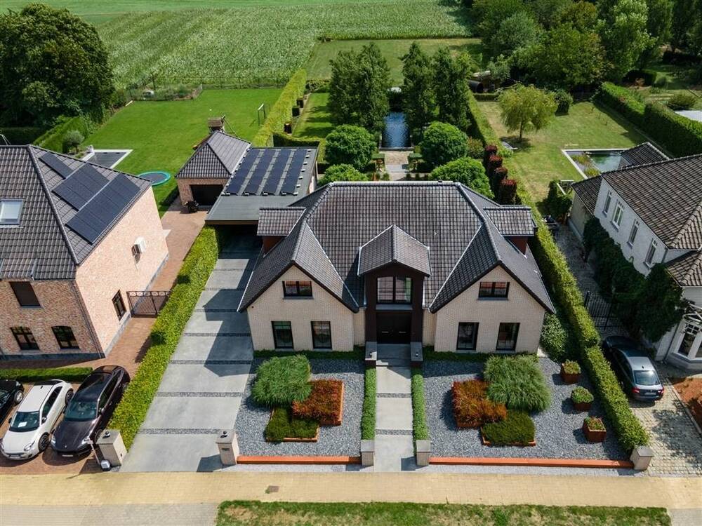 Huis te koop in Overpelt 3900 953000.00€ 5 slaapkamers 490.00m² - Zoekertje 551498