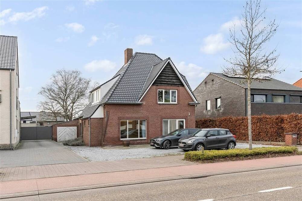 Huis te koop in Hechtel 3940 297500.00€ 3 slaapkamers 258.00m² - Zoekertje 553058