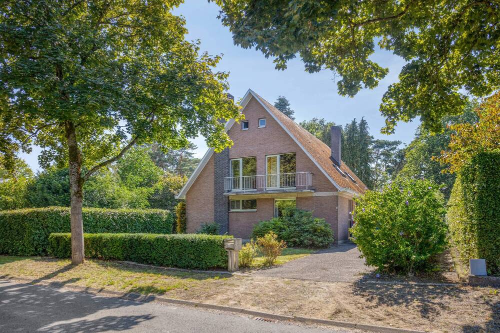 Huis te koop in Genk 3600 589000.00€ 6 slaapkamers 240.00m² - Zoekertje 553747