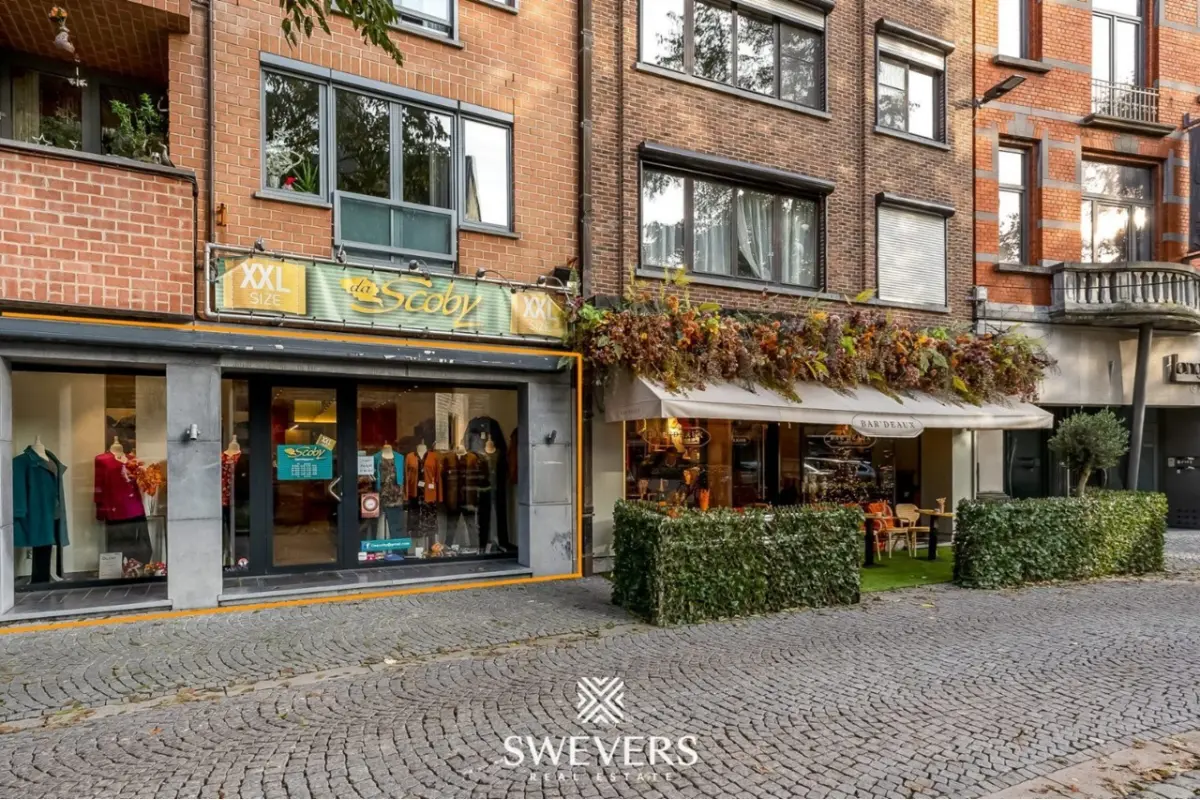 Handelszaak te  koop in Sint-Truiden 3800 179000.00€  slaapkamers m² - Zoekertje 554045