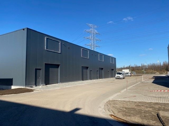 Handelszaak te huur in Genk 3600 725.00€ slaapkamers 110.00m² - Zoekertje 556430