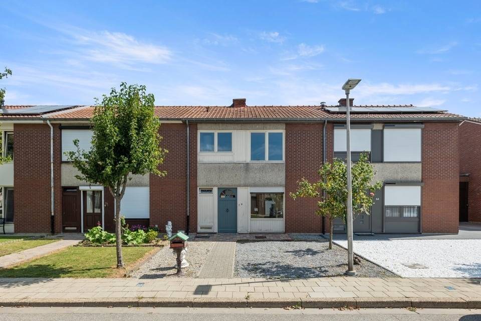 Huis te koop in Sint-Truiden 3800 159000.00€ 3 slaapkamers 130.00m² - Zoekertje 556608
