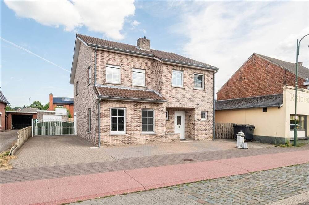 Huis te  koop in Achel 3930 438000.00€ 4 slaapkamers 220.00m² - Zoekertje 556354