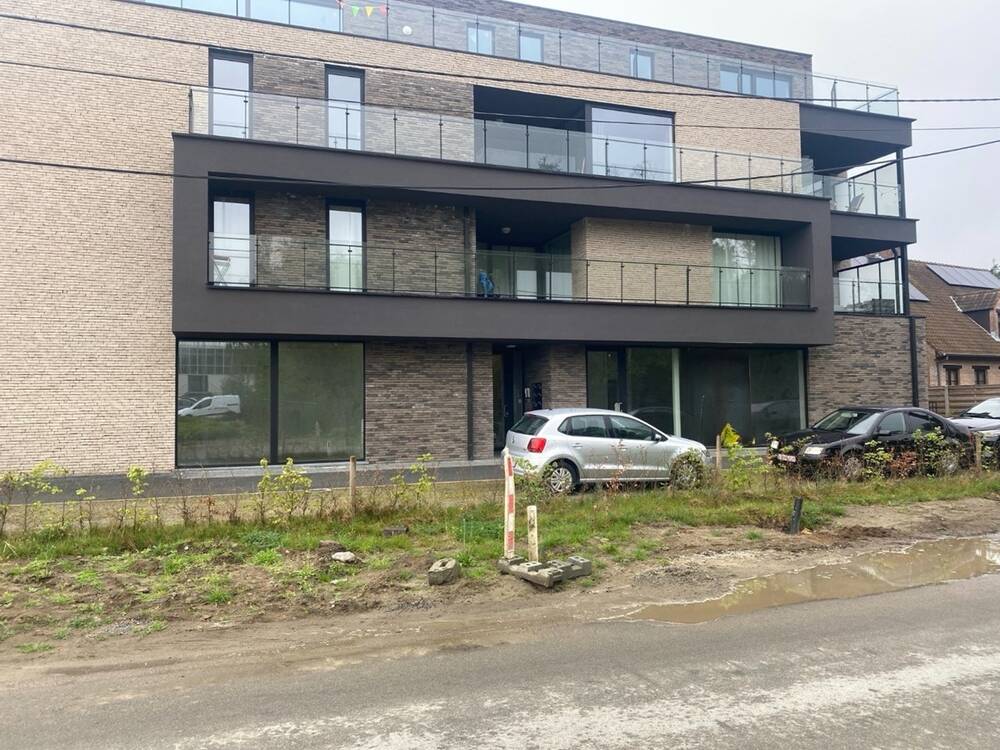 Handelszaak te huur in Ham 3945 3000.00€ slaapkamers 300.00m² - Zoekertje 558029