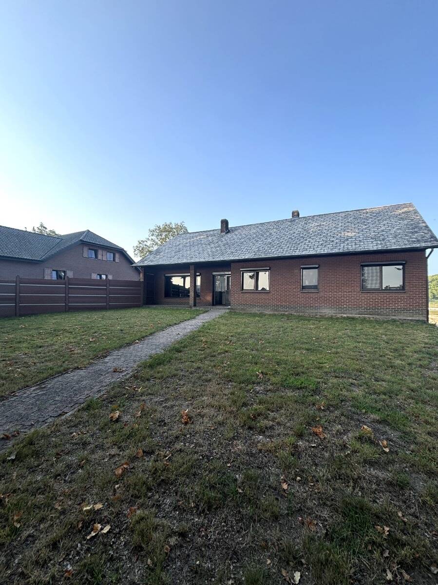 Huis te  huur in Bocholt 3950 1050.00€ 3 slaapkamers 125.00m² - Zoekertje 559936